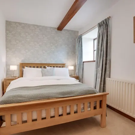Ballowfield Barn * Carperby